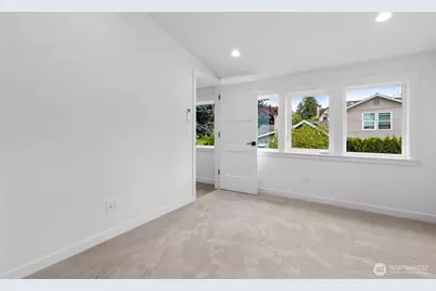 117 NW 112th Street, Seattle, WA 98177 - Photo 15