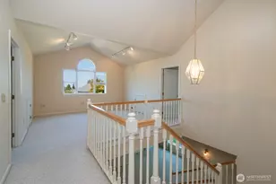 220 W 13th St, Port Angeles, WA 98362 - Photo 19