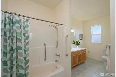 220 W 13th Street, Port Angeles, WA 98362 - Photo 17