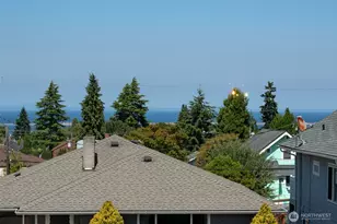 220 W 13th St, Port Angeles, WA 98362 - Photo 21
