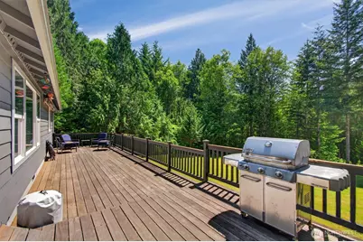 937 Germany Creek, Longview, WA 98632 - Photo 7