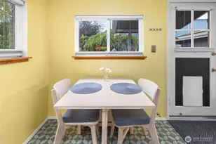 520 4th St, Anacortes, WA 98221 - Photo 9