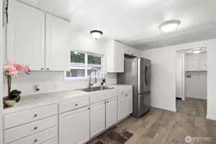 1900 Broadway Ave, Hoquiam, WA 98550 - Photo 9