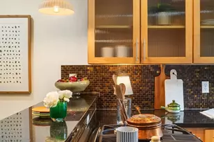 3425 Meridian Ave N, Seattle, WA 98103 - Photo 11