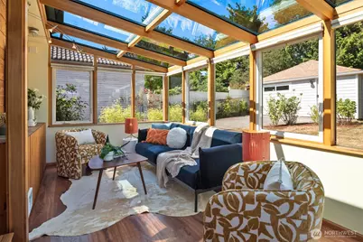 12033 79th Avenue S, Seattle, WA 98178 - Photo 3