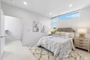 710 14th Ave, Seattle, WA 98122 - Photo 11
