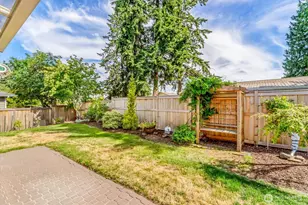 21807 87th Pl W, Edmonds, WA 98026 - Photo 37