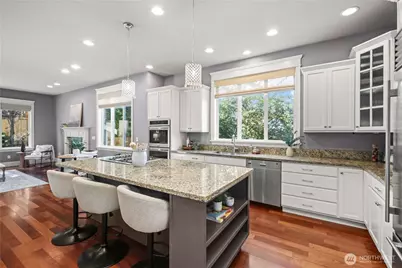 4047 Willams Avenue W, Seattle, WA 98199 - Photo 7