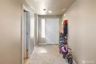 1125 W Sequoia Road, Moses Lake, WA 98837 - Photo 5