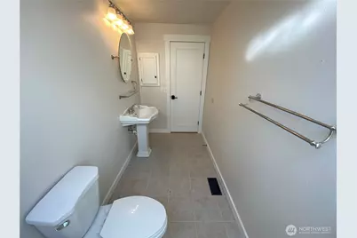 650 Jasmine Place NW, Issaquah, WA 98027 - Photo 23