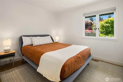 1514 Shenandoah Drive E, Seattle, WA 98112 - Photo 21