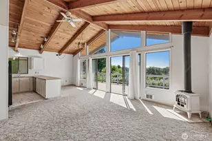 224 Skagit Way, La Conner, WA 98257 - Photo 9