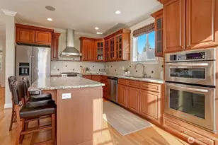 8018 31st Ave NW, Seattle, WA 98117 - Photo 9