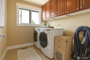 8018 31st Ave NW, Seattle, WA 98117 - Photo 29