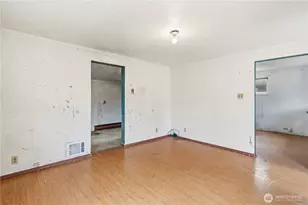 5307 16th Ave S, Seattle, WA 98108 - Photo 7