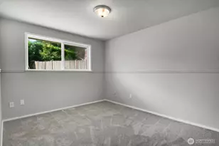 13020 Robinhood Ln, Snohomish, WA 98290 - Photo 15