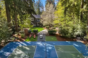 10444 SE 22nd St, Bellevue, WA 98004 - Photo 1