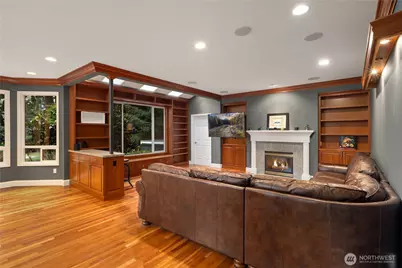 10444 SE 22nd Street, Bellevue, WA 98004 - Photo 7