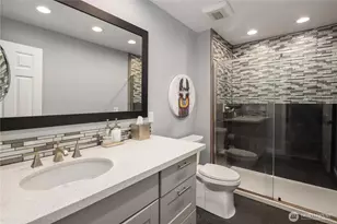 10444 SE 22nd St, Bellevue, WA 98004 - Photo 19