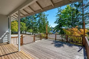 2090 SW Putnam Dr, Oak Harbor, WA 98277 - Photo 5