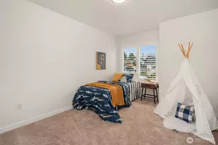 2401 E 16th St, Bremerton, WA 98310 - Photo 17