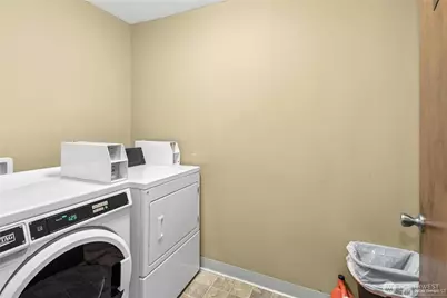 11010 NE 68th Street #622, Kirkland, WA 98033 - Photo 23