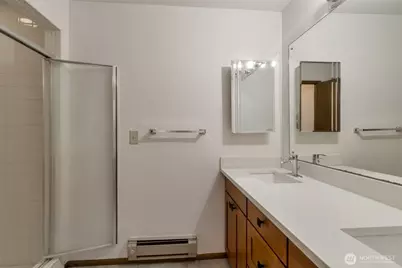 17050 Northup Way #25, Bellevue, WA 98008 - Photo 17