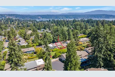 17050 Northup Way #25, Bellevue, WA 98008 - Photo 31