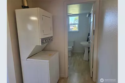 8902 Forest Road SW, Lakewood, WA 98498 - Photo 23
