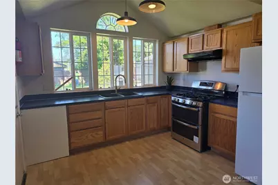 8902 Forest Road SW, Lakewood, WA 98498 - Photo 21