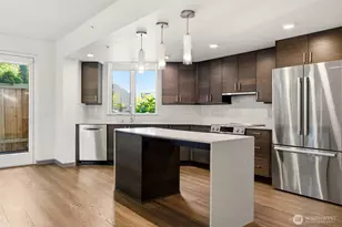 11903 NE 128th St, Kirkland, WA 98034 - Photo 5