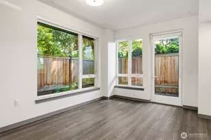 11903 NE 128th St, Kirkland, WA 98034 - Photo 13