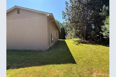 651 Upland Drive S, Mount Vernon, WA 98273 - Photo 5