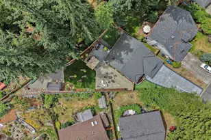 26418 227th Ct SE, Maple Valley, WA 98038 - Photo 33
