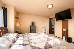 22504 121st St E, Bonney Lake, WA 98391 - Photo 11