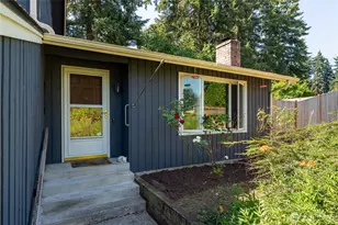 22504 121st St E, Bonney Lake, WA 98391 - Photo 3