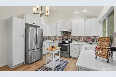 15041 SE Fairwood Boulevard, Renton, WA 98058 - Photo 11