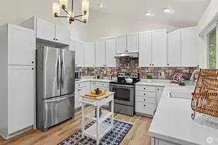 15041 SE Fairwood Blvd, Renton, WA 98058 - Photo 11