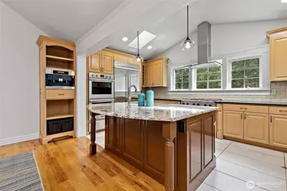 25327 NE 67th Place, Redmond, WA 98053 - Photo 11