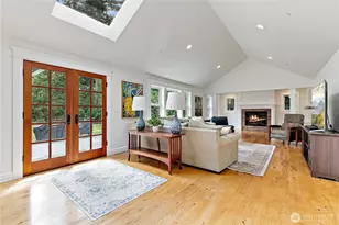 25327 NE 67th Pl, Redmond, WA 98053 - Photo 9