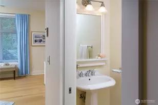 1608 Georgia Pl, Anacortes, WA 98221 - Photo 27