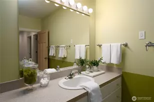 1608 Georgia Pl, Anacortes, WA 98221 - Photo 33