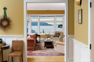 1608 Georgia Pl, Anacortes, WA 98221 - Photo 5