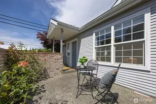 126 E Grover St, Lynden, WA 98264 - Photo 5