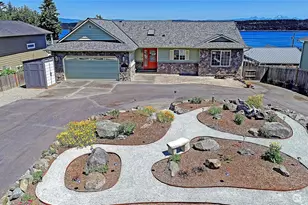 2891 Viewmont Pl, Camano Island, WA 98282 - Photo 3