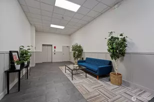 600 N 85th St, Seattle, WA 98103 - Photo 9