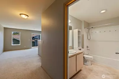 600 N 85th Street #401, Seattle, WA 98103 - Photo 25
