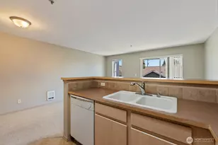 600 N 85th St, Seattle, WA 98103 - Photo 17