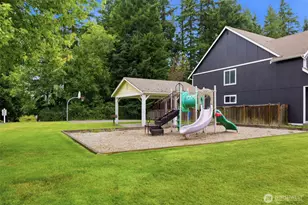 2988 NE Loyola St, Bremerton, WA 98311 - Photo 31