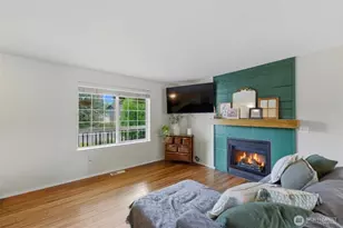 2988 NE Loyola St, Bremerton, WA 98311 - Photo 3